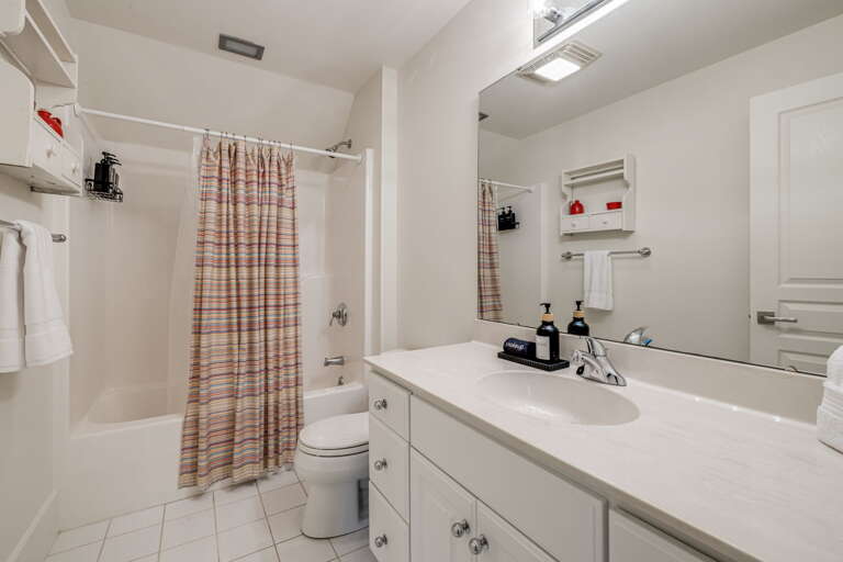 Upper Level - Shared Full Bath