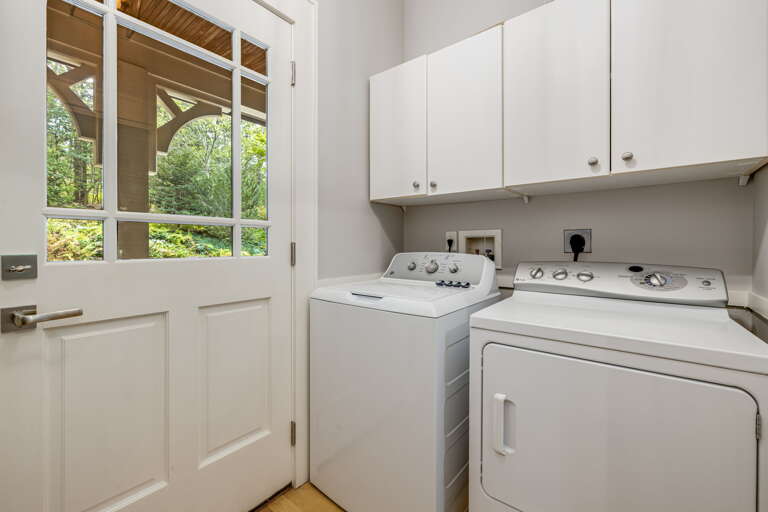 Main Level - Laundry Area