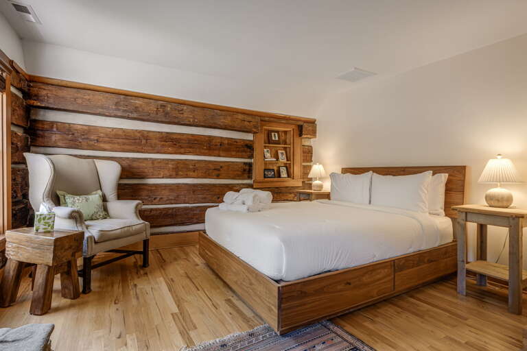 Upper Level - Bedroom Three - Queen Bed