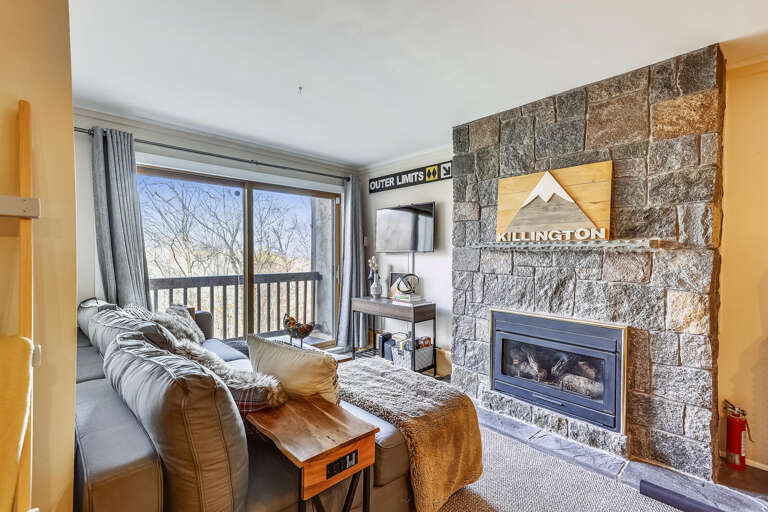 Whiffletree F6 2 Bedroom Condo for Short Term Rental in Killington, VT