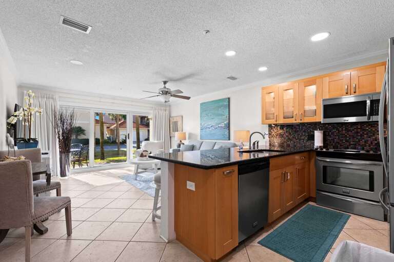 4104 maravilla condos