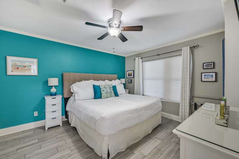 Second King Bedroom - Perfect for couples or
multi-gen families, with a calming palette and plush
bedding for a restful night.