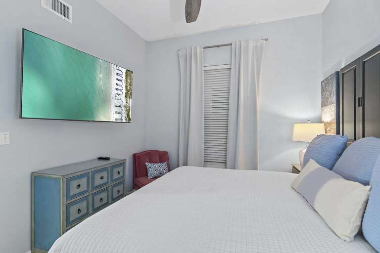 3 bed rooms, 3 baths 2 sleeper sofas