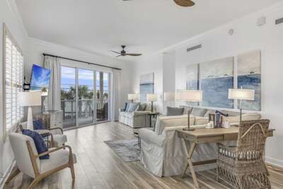 Crystal View 202 3 Bedrooms | 3 Baths | Accommodates 12 | Pet Friendly Beach Service