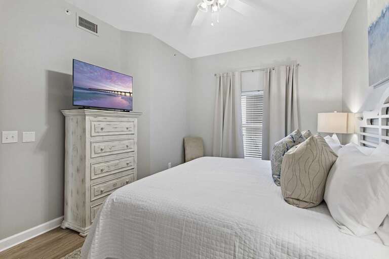 guest bedroom 2 at beach retreat 311