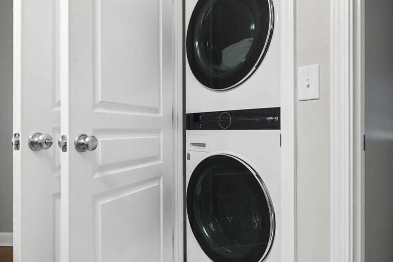 laundery at beach retreat 311