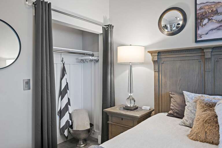 closet guest bedroom