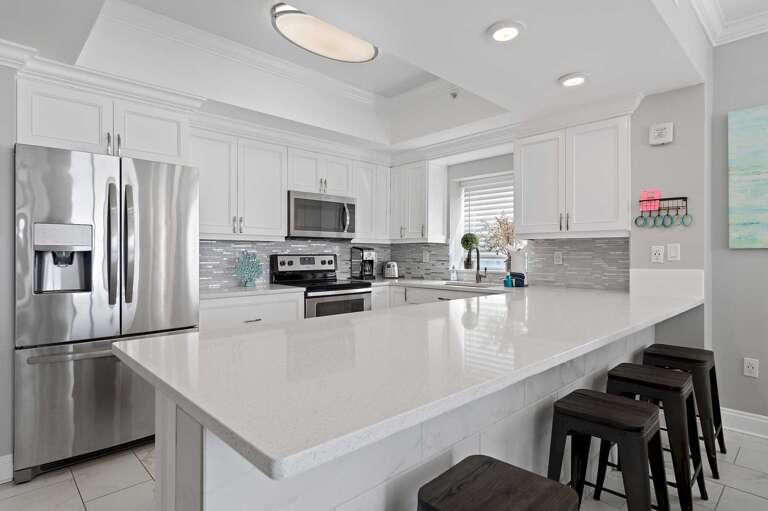 Coffee lover welcome-Keurig + drip pot provided