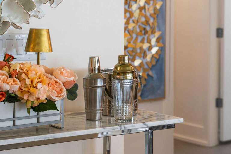 Upscale finishes throughout