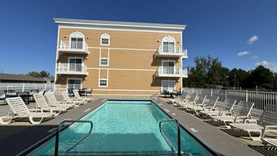 Shared Association Pool