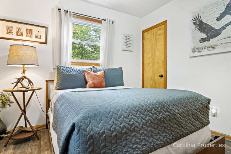 Bedroom 4 Full size bed