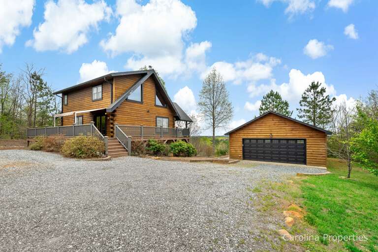 Ample parking in driveway