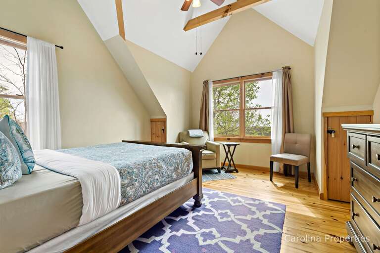 High celings wih lots of light