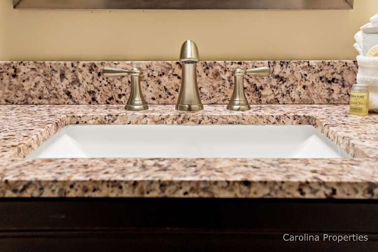 Simple bath fixtures