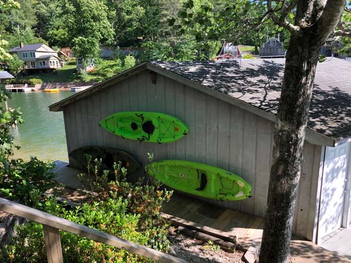 Three Kayaks for guest use