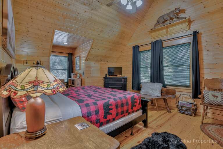 Bedroom 1 with king size bed Bedroom 1 with king size bed