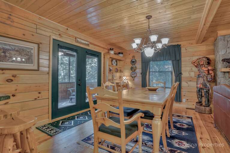 Additional view of dining table