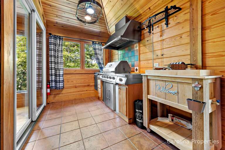 Enclosed grilling area