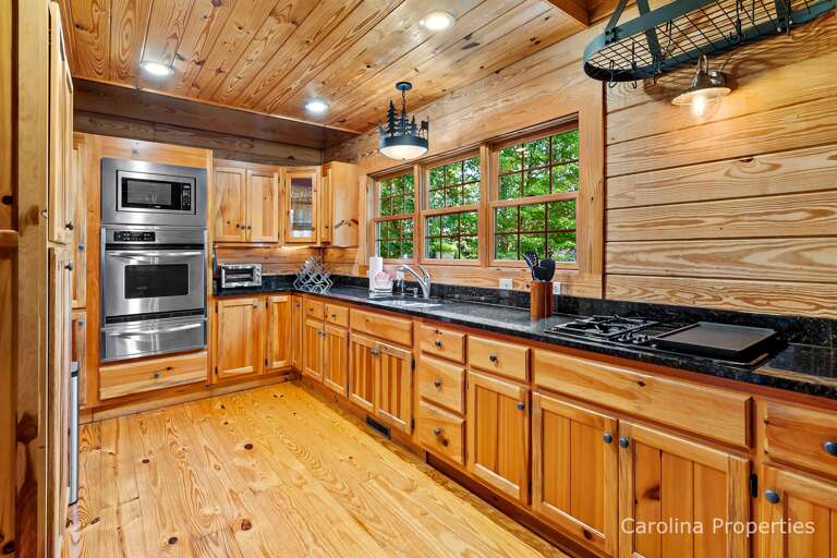 Fully functional kitchen