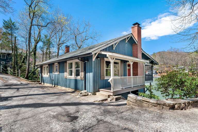 Welcome to Bluegill Lakehouse Welcome to Bluegill Lakehouse