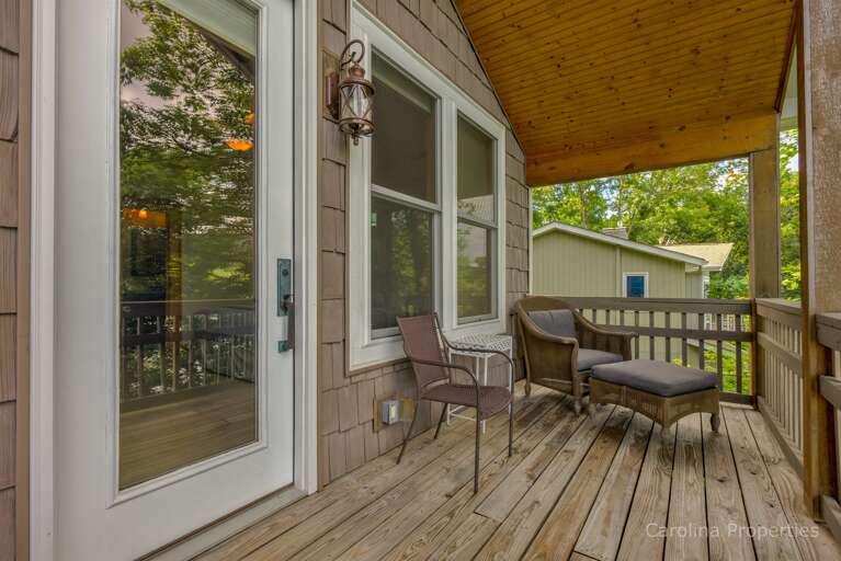 Many seating options