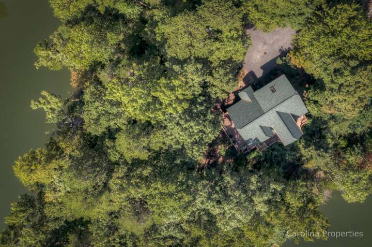 Aerial view of Cove Pointe