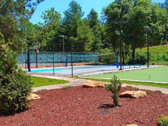 Tennis courts, basketball courts and more!