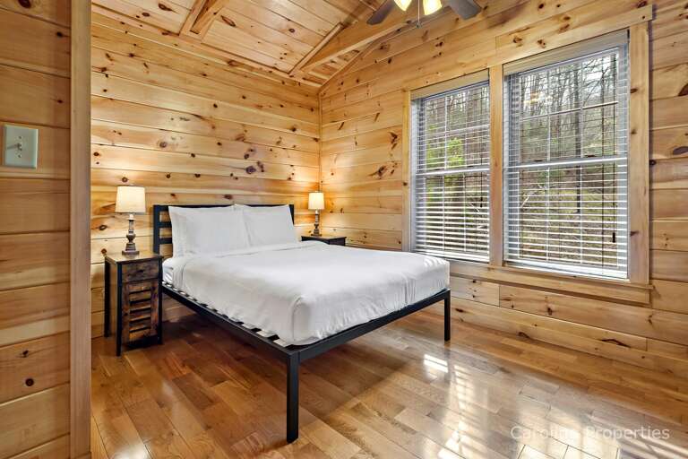 Queen sized bed upper level