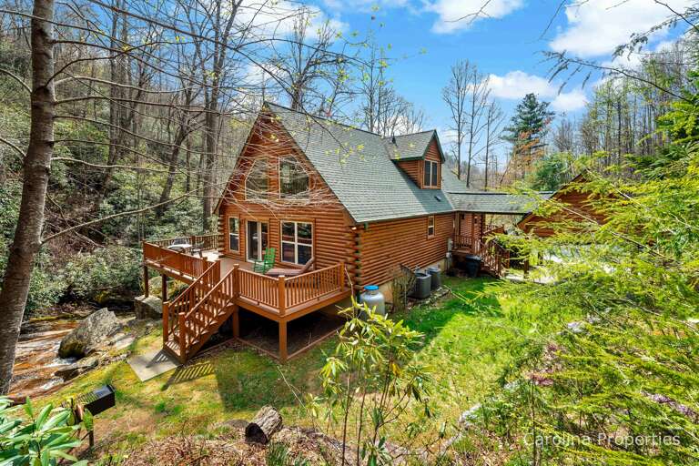 View of the entire home outside View of the entire home outside