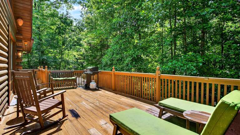 This home has a gas grill on the main level rear deck.