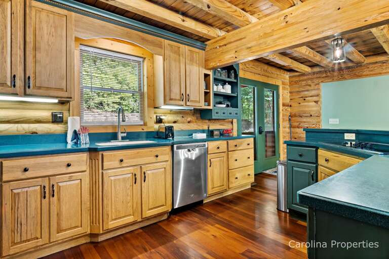 Generous counter-top space. Generous counter-top space.