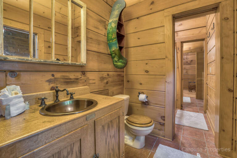 Bathroom for bedroom 2