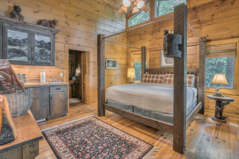 Additional view of bedroom 1 in the cabin with king size bed