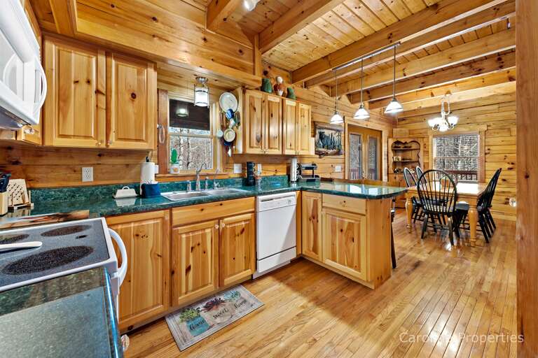 Fully functional kitchen