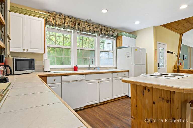 Additional view of the kitchen