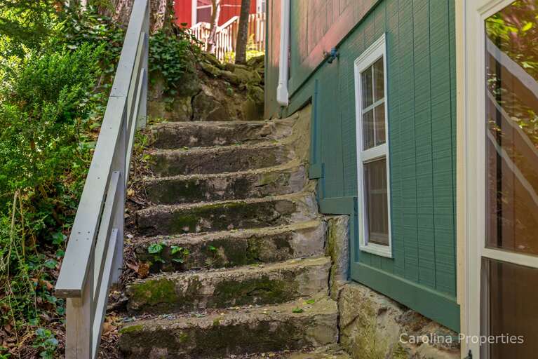 Outdoor stairs can be used for private entrace to lower bedroom