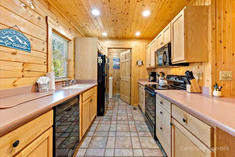 Fully functional kitchen