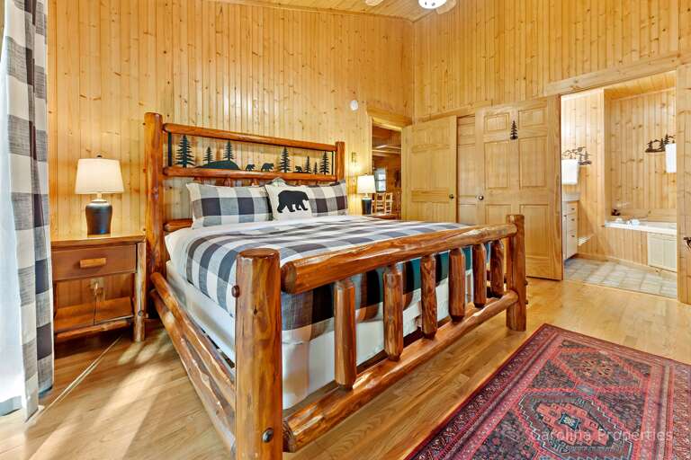 Main level king bed suite