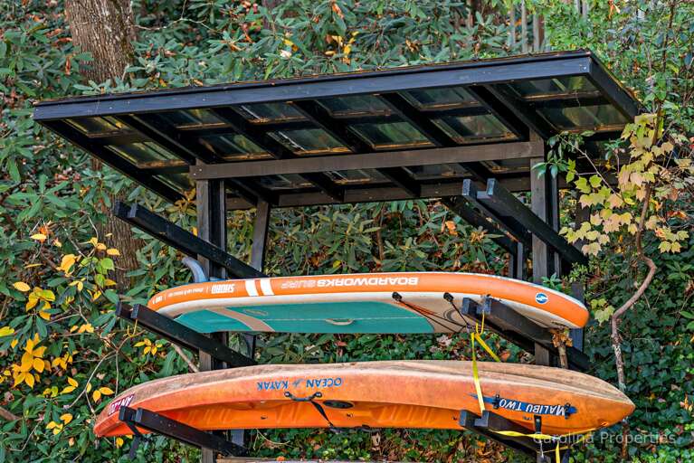 Two kayaks for guest use