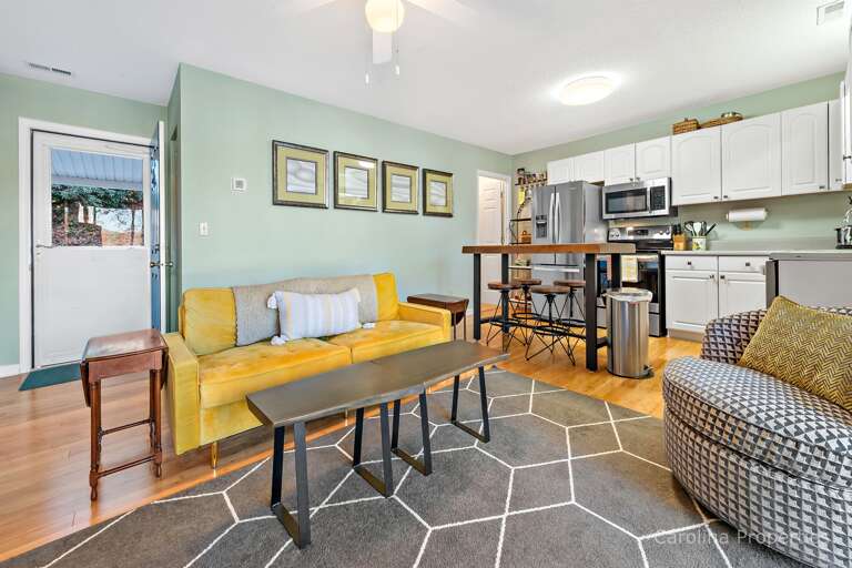 Comfortable seating in the living area Comfortable seating in the living area