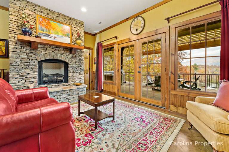 Gas fireplace in the lower-level