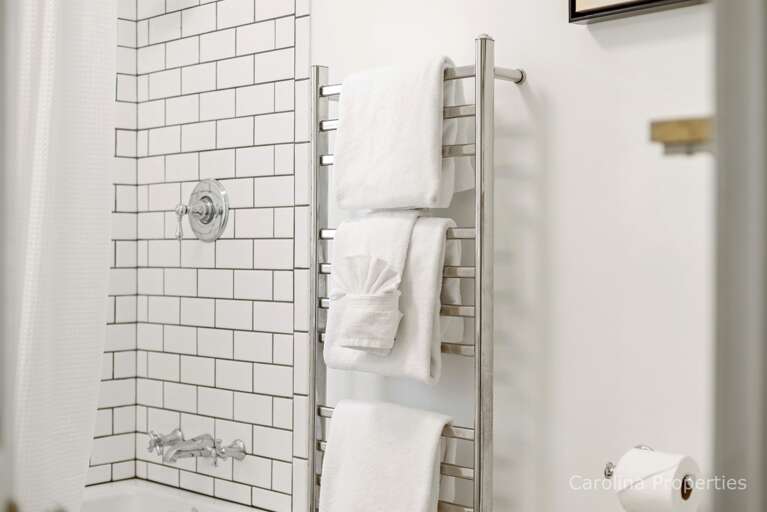 Towel warmer for cozy warm towels