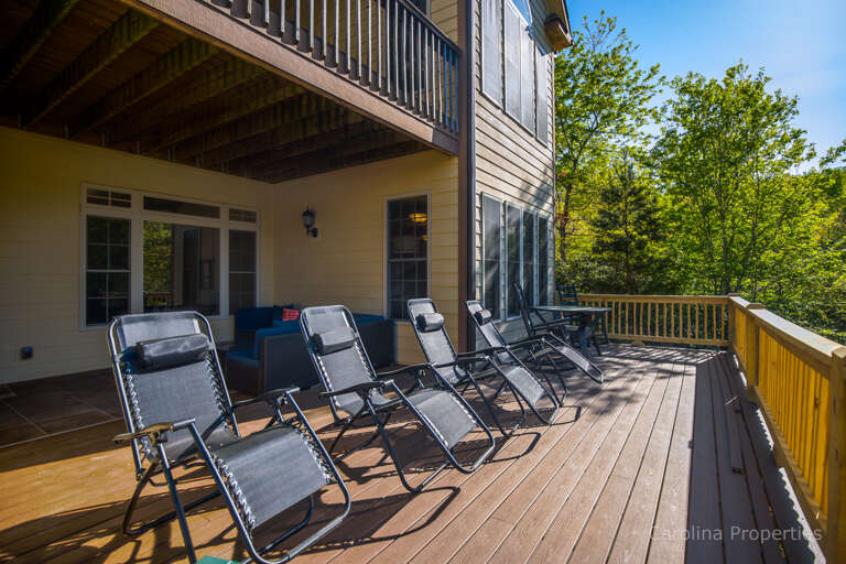 Super spacious lower level deck overlooking the lake Super spacious lower level deck overlooking the lake