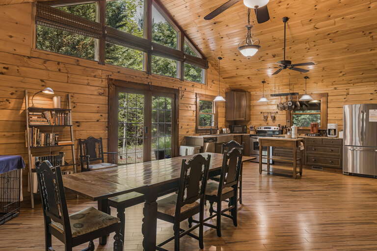 Dining area with seating for 6