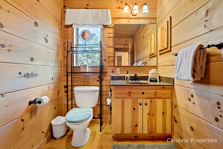 Primary Suite full size Bathroom