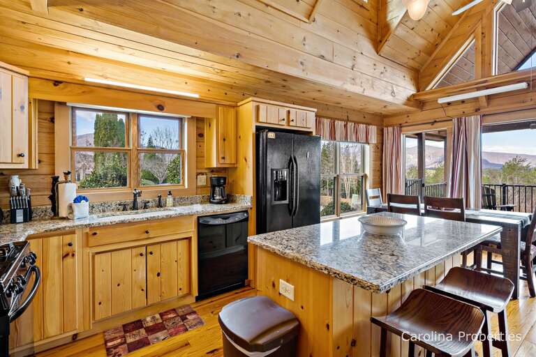 Fully stocked Kitchen with full size appliances and island