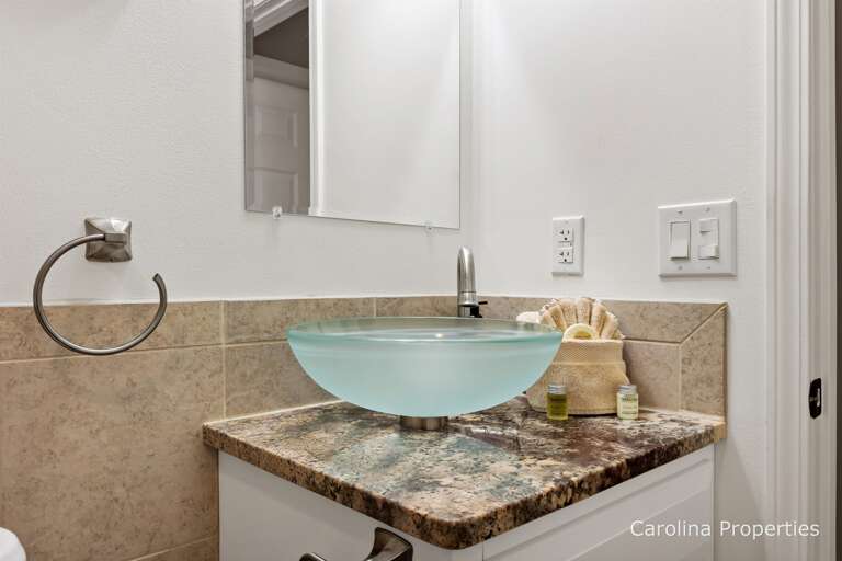 Modern touches in the bathroom