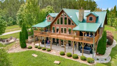 Welcome to The Lodge at Pinnacle Ridge