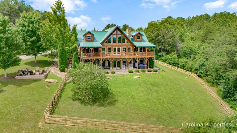 Fully fenced back yard