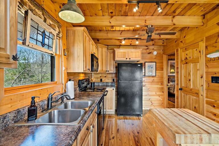 Fully functional kitchen